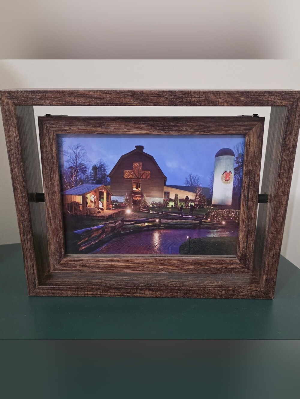 Rotating Wooden Frame Billy Graham Library Barn Christmas Charlotte Religious